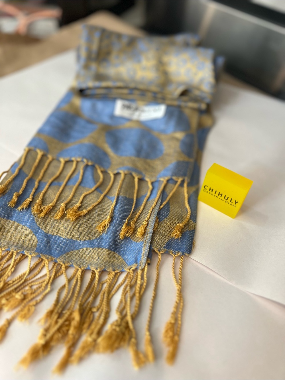 🎨 NWOT Seattle Chihuly Museum Glass Inspired Reversible Pashmina Shawl 🎨